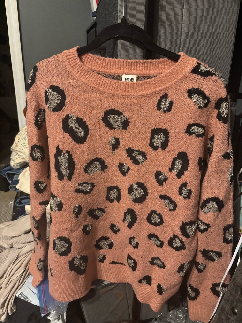 Anne Klein Pink Leopard-Print Crewneck Sweater Large
